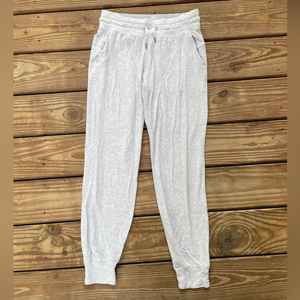 Lululemon Soft Joggers Light Gray Size 4 Drawstring Lounge Pants